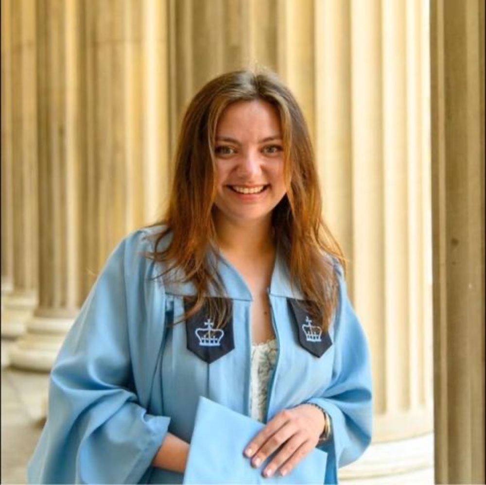 Meet your Posher, Alexis